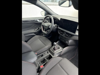 Photo 8 du bon plan FORD Focus 1.0 Flexifuel mHEV 125ch ST-Line X occasion à 23490 €