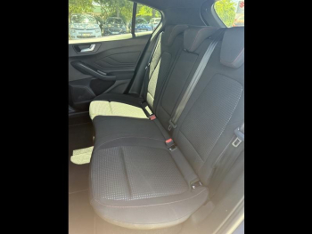 Photo 17 du bon plan FORD Focus 1.0 Flexifuel mHEV 125ch ST-Line X occasion à 23490 €
