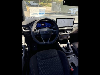 Photo 18 du bon plan FORD Focus 1.0 Flexifuel mHEV 125ch ST-Line X occasion à 23490 €