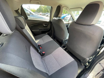 Photo 11 du bon plan TOYOTA Yaris 110 VVT-i France Connect 5p MY19 occasion à 11990 €