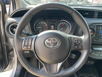 Photo 14 du bon plan TOYOTA Yaris 110 VVT-i France Connect 5p MY19 occasion à 11990 €