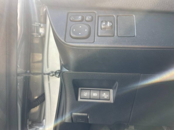 Photo 16 du bon plan TOYOTA Yaris 110 VVT-i France Connect 5p MY19 occasion à 11990 €