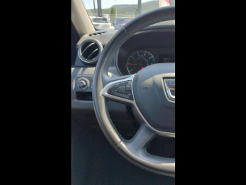 Photo 18 du bon plan DACIA Duster 1.3 TCe 150ch FAP Techroad 4x2 occasion à 13990 €