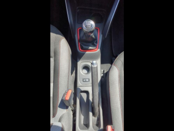 Photo 27 du bon plan DACIA Duster 1.3 TCe 150ch FAP Techroad 4x2 occasion à 13990 €