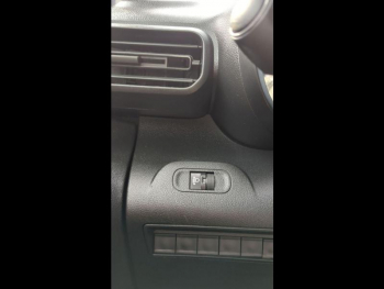 Photo 32 du bon plan CITROEN Berlingo Van VUL M 1000kg BlueHDi 100 S&S Worker BMV5 occasion à 13980 €