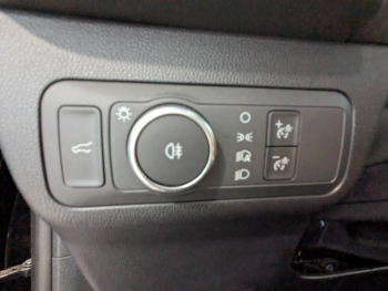 Photo 24 du bon plan FORD Kuga 2.5 Duratec 180ch Hybrid FlexiFuel ST-Line X Powershift occasion à 36943 €