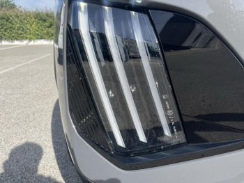 Photo 10 du bon plan PEUGEOT 2008 II Ph2 1.2 Hybrid 145ch Allure e-DCS6 occasion à 26990 €