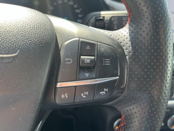 Photo 16 du bon plan FORD Fiesta 1.0 Flexifuel 95ch ST-Line 5p occasion à 15490 €
