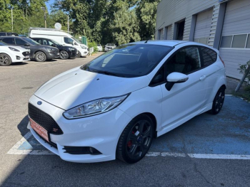 Photo 2 du bon plan FORD Fiesta 1.6 EcoBoost 182ch ST 3p occasion à 14990 €