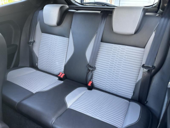 Photo 8 du bon plan FORD Fiesta 1.6 EcoBoost 182ch ST 3p occasion à 14990 €