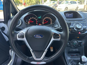 Photo 10 du bon plan FORD Fiesta 1.6 EcoBoost 182ch ST 3p occasion à 14990 €