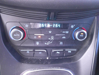 Photo 4 du bon plan FORD Kuga 1.5 Flexifuel-E85 150ch Stop&Start ST-Line 170g 4x2 Euro6.2 occasion à 18900 €