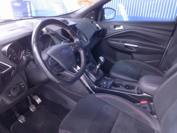 Photo 16 du bon plan FORD Kuga 1.5 Flexifuel-E85 150ch Stop&Start ST-Line 170g 4x2 Euro6.2 occasion à 18900 €
