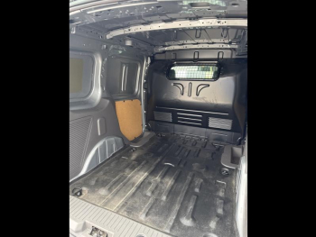 Photo 7 du bon plan FORD Transit Connect VUL L1 1.0E 100ch E85 Trend occasion à 23900 €