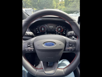 Photo 15 du bon plan FORD Focus 1.0 Flexifuel mHEV 125ch ST-Line X Powershift occasion à 28485 €