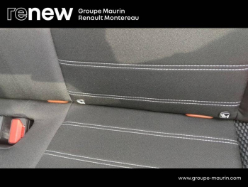Photo 22 du bon plan DACIA Duster 1.3 TCe 150ch FAP  Journey 4x2 EDC occasion à 20900 €