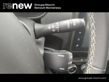 Photo 27 du bon plan DACIA Duster 1.3 TCe 150ch FAP  Journey 4x2 EDC occasion à 20900 €
