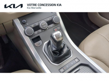 Photo 10 du bon plan LAND-ROVER Evoque 2.0 TD4 150 Executive Mark V occasion à 21990 €