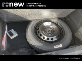 Photo 14 du bon plan RENAULT Captur 1.6 E-Tech hybride 145ch Rive Gauche occasion à 23990 €