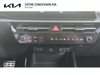 Photo 12 du bon plan KIA Niro 1.6 GDi 129ch HEV Premium DCT6 occasion à 34890 €
