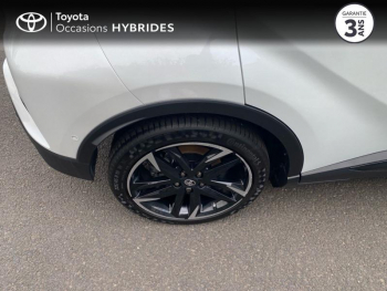Photo 16 du bon plan TOYOTA C-HR 122h GR-Sport 2WD E-CVT MY22 occasion à 25990 €