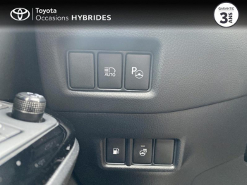 Photo 19 du bon plan TOYOTA C-HR 122h GR-Sport 2WD E-CVT MY22 occasion à 25990 €
