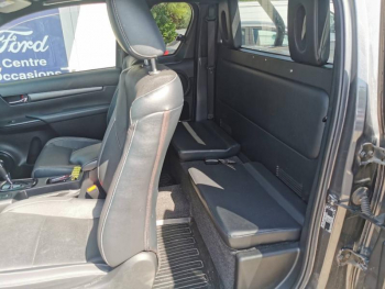 Photo 24 du bon plan TOYOTA Hilux VUL 2.8 D-4D X-Tra Cabine Invincible 4WD BVA RC23 occasion à 40990 €