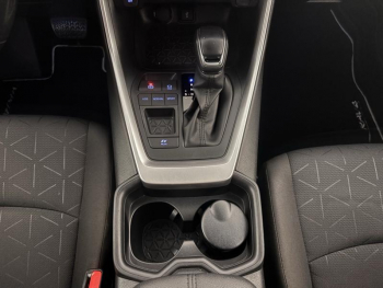 Photo 18 du bon plan TOYOTA RAV4 Hybride 218ch Dynamic 2WD MY20 occasion à 26490 €