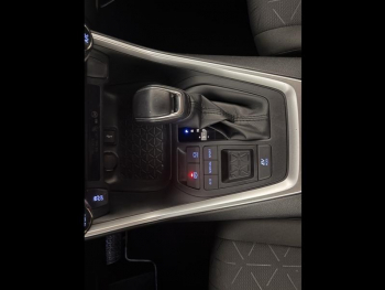 Photo 19 du bon plan TOYOTA RAV4 Hybride 218ch Dynamic 2WD MY20 occasion à 26490 €