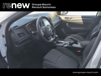 Photo 17 du bon plan RENAULT Megane 1.5 Blue dCi 115ch Evolution EDC -23 occasion à 18500 €