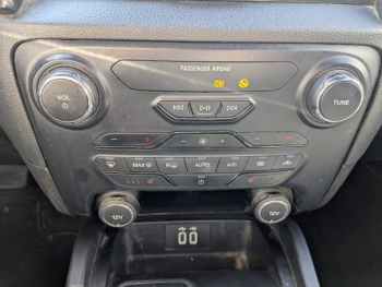 Photo 22 du bon plan FORD Ranger VUL 2.0 TDCi 213ch Double Cabine Wildtrak BVA10 occasion à 32429 €
