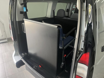 Photo 8 du bon plan FORD Grd Tourneo Connect 2.0 EcoBlue 122ch Titanium DSG7 equipement PMR (handicapÃ©) avec rampe occasion à 38990 €