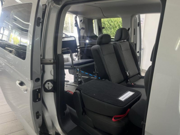 Photo 14 du bon plan FORD Grd Tourneo Connect 2.0 EcoBlue 122ch Titanium DSG7 equipement PMR (handicapÃ©) avec rampe occasion à 38990 €