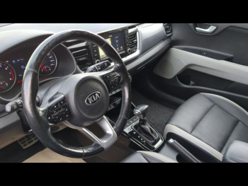 Photo 9 du bon plan KIA Stonic 1.0 T-GDi 120ch ISG Active Euro6d-T occasion à 13900 €