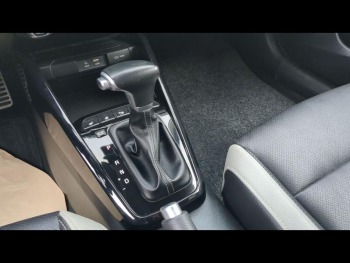 Photo 15 du bon plan KIA Stonic 1.0 T-GDi 120ch ISG Active Euro6d-T occasion à 13900 €