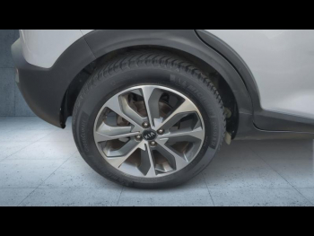 Photo 18 du bon plan KIA Stonic 1.0 T-GDi 120ch ISG Active Euro6d-T occasion à 13900 €