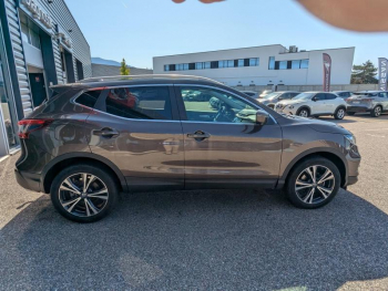 Photo 5 du bon plan NISSAN Qashqai 1.3 DIG-T 140ch N-Connecta Euro6d-T occasion à 15980 €