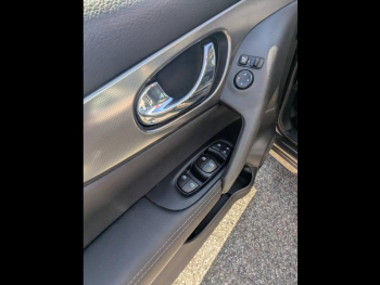 Photo 16 du bon plan NISSAN Qashqai 1.3 DIG-T 140ch N-Connecta Euro6d-T occasion à 15980 €