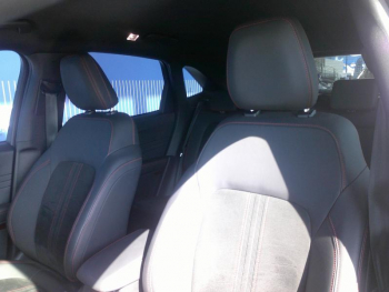 Photo 22 du bon plan FORD Kuga 2.5 Duratec 180ch Hybrid FlexiFuel ST-Line X Powershift occasion à 32900 €