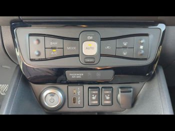 Photo 15 du bon plan NISSAN Leaf 217ch e+ 62kWh Tekna 21 occasion à 18990 €