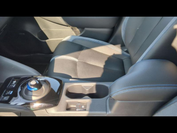 Photo 16 du bon plan NISSAN Leaf 217ch e+ 62kWh Tekna 21 occasion à 18990 €