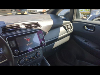 Photo 16 du bon plan NISSAN Leaf 217ch e+ 62kWh Acenta 21.5 occasion à 17490 €