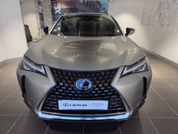 Photo 2 du bon plan LEXUS UX 250h 2WD Premium Edition MY22 occasion à 25990 €