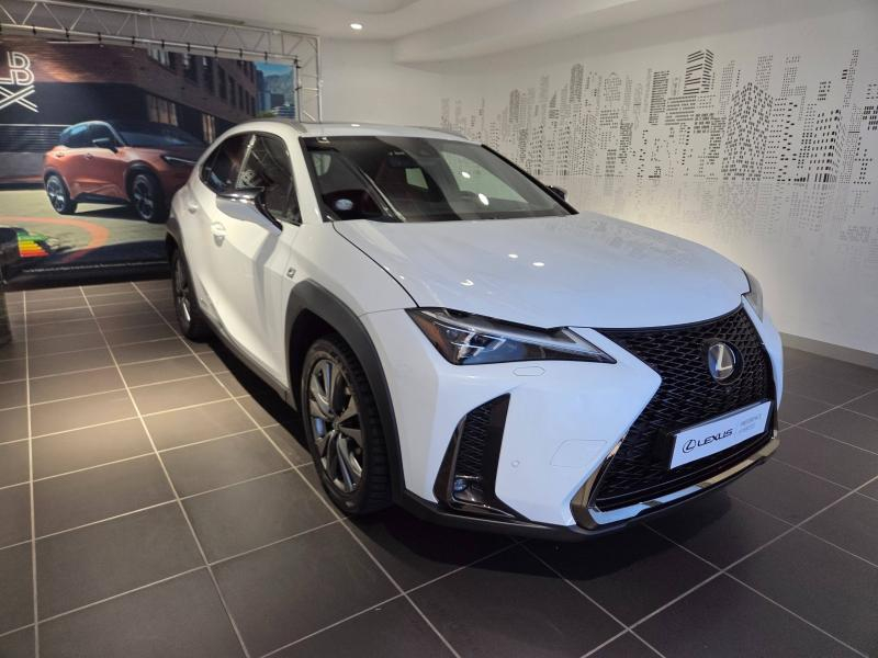 Bon plan LEXUS UX 250h 4WD F SPORT Executive MY19 occasion à 26990 €