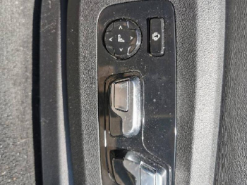 Photo 18 du bon plan BMW X5 xDrive45e 394ch M Sport 17cv occasion à 67990 €