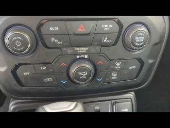 Photo 17 du bon plan JEEP Renegade 1.5 Turbo T4 130ch MHEV Longitude BVR7 occasion à 21990 €