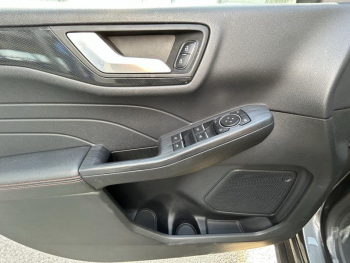 Photo 8 du bon plan FORD Kuga 2.5 Duratec 225ch PowerSplit PHEV ST-Line Business eCVT occasion à 27500 €