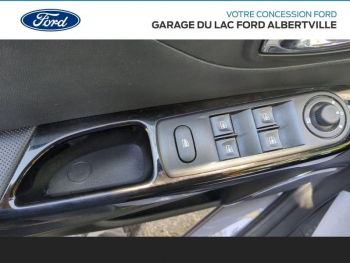 Photo 14 du bon plan RENAULT Captur 1.2 TCe 120ch Stop&Start energy Wave EDC Euro6 2016 occasion à 12990 €