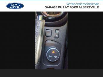Photo 17 du bon plan RENAULT Captur 1.2 TCe 120ch Stop&Start energy Wave EDC Euro6 2016 occasion à 12990 €