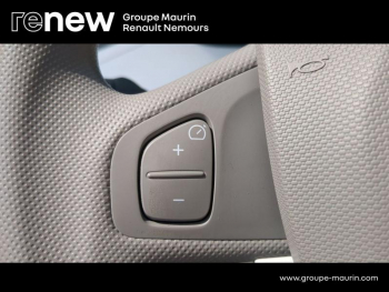 Photo 21 du bon plan RENAULT Zoe Life charge normale R90 MY19 occasion à 7490 €